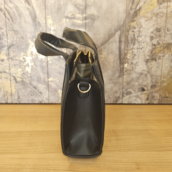 🔥Bebe Hannah mini black satchel hand bag - Picture 3 of 11